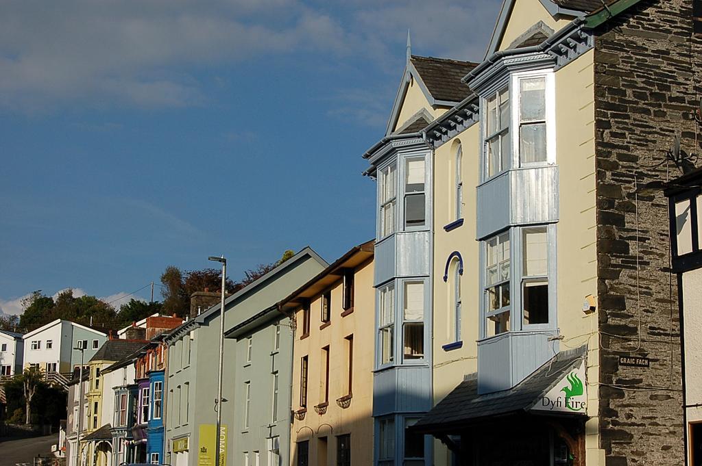 Clock Tower Apartments Machynlleth Zewnętrze zdjęcie