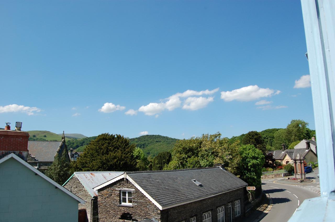 Clock Tower Apartments Machynlleth Zewnętrze zdjęcie