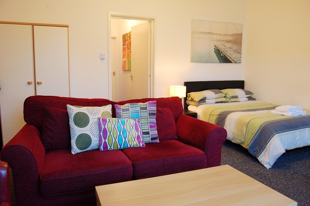 Clock Tower Apartments Machynlleth Zewnętrze zdjęcie